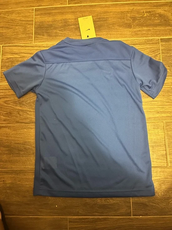 Nike Navy Short Sleeve Performance Tee with White Swoosh - Picture 2 of 3